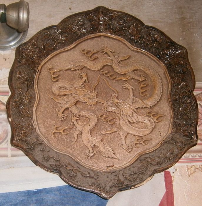 Декоративные тарелки Битва Драконов в китайском стиле
