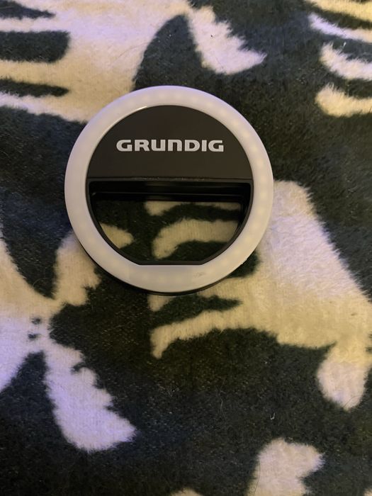 Aro de luz Grundig
