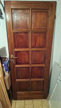 Drzwi  drewniane idealne na działkę
