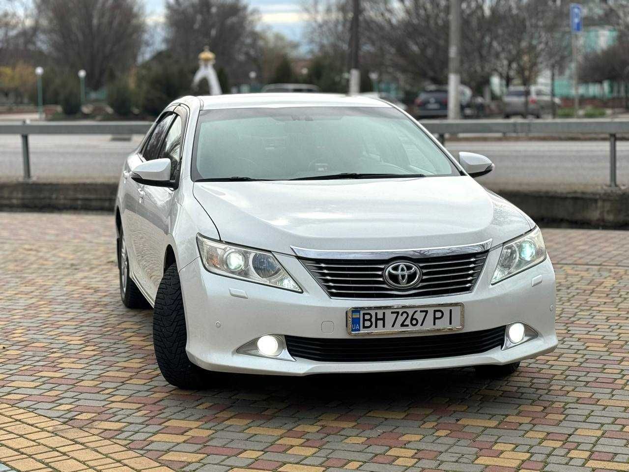 Toyota Camry 50 официальная