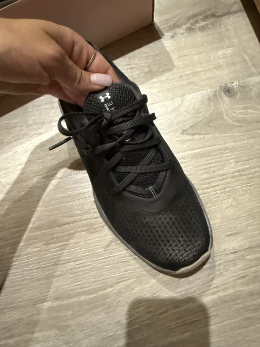 Кросівки Under armour