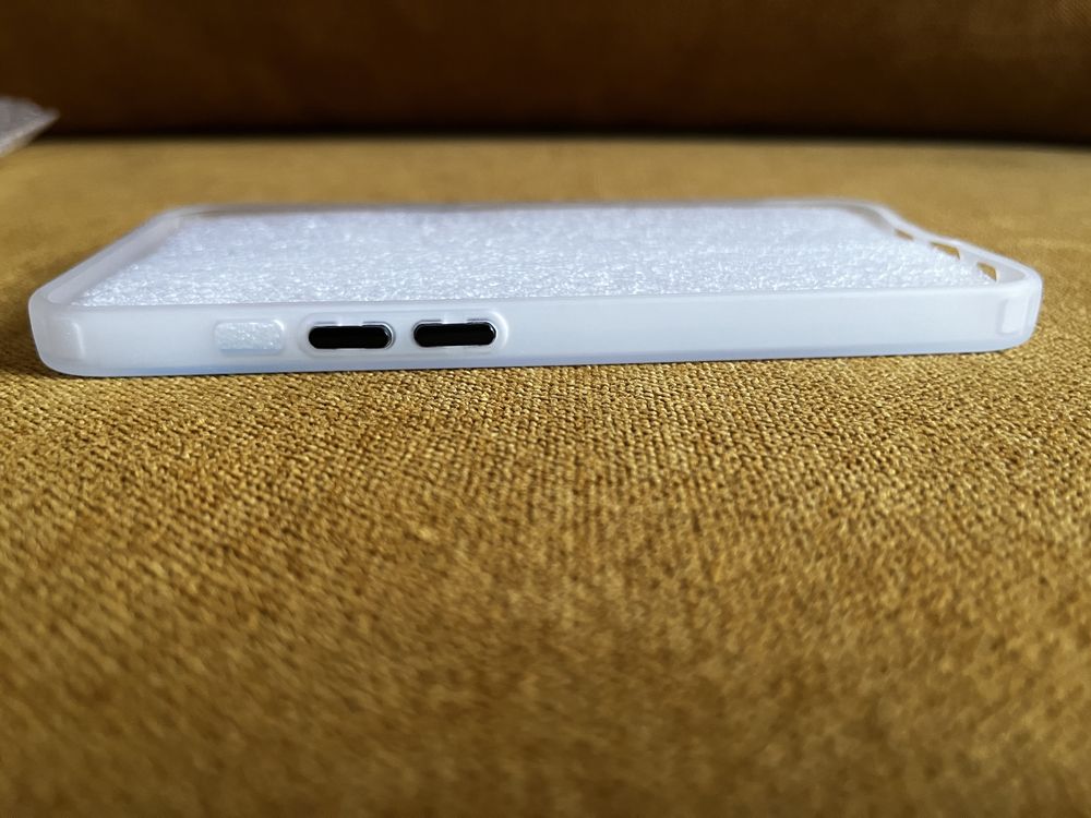 Plecki case na iphon 13
