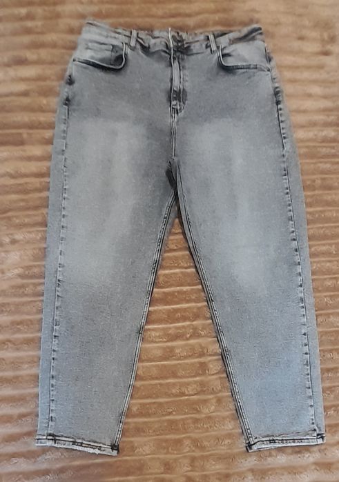 Продам демисезонные джинсы Мом Турция Батал 56 58