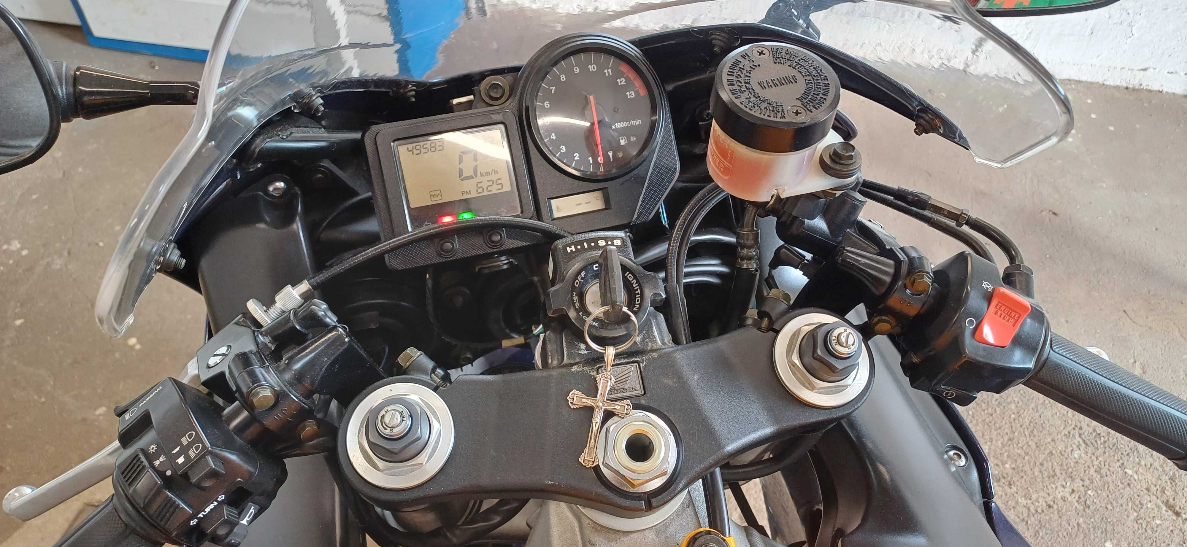 Honda CBR 929 RR 2001