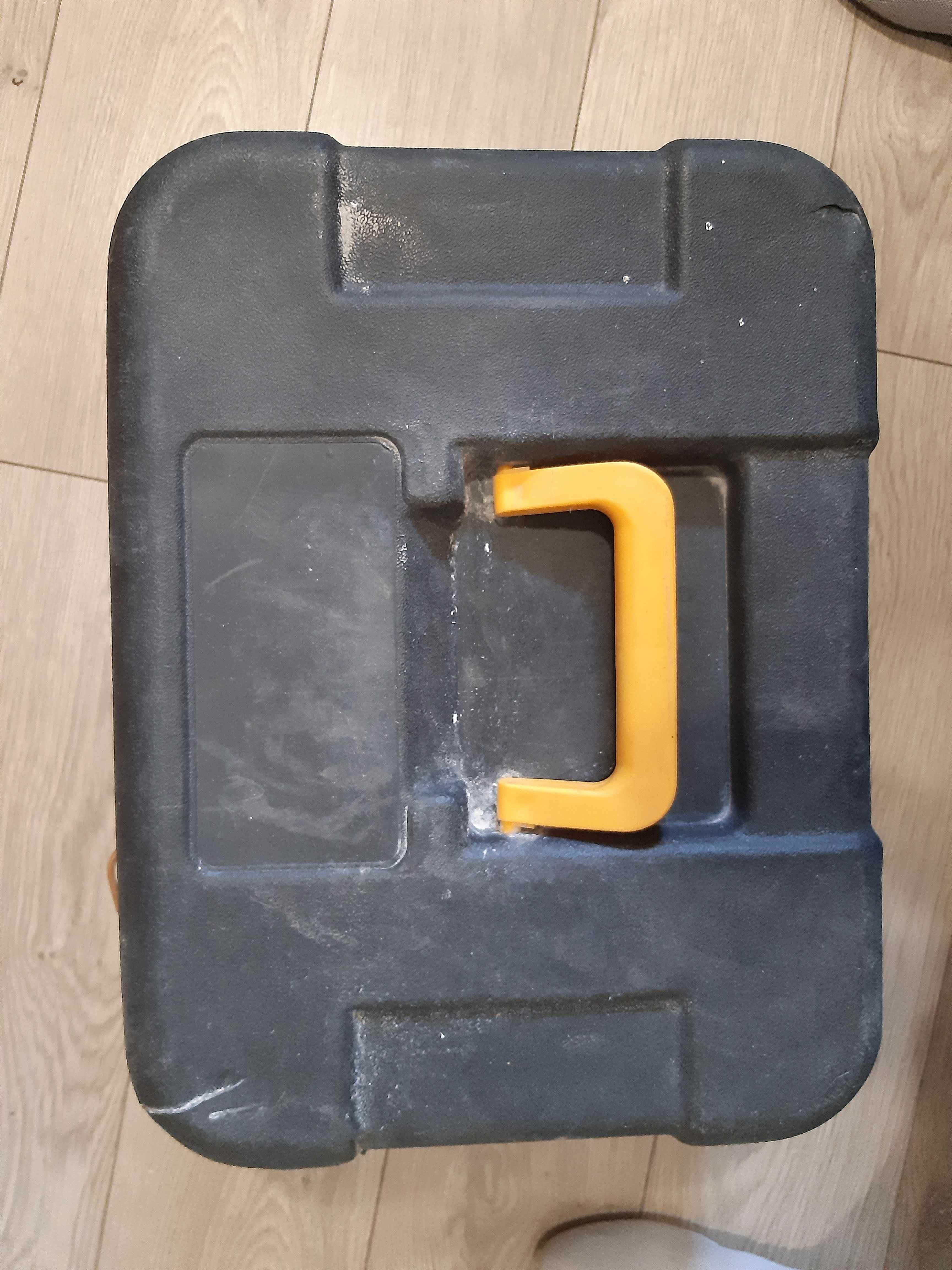 Bruzdownica ZIPPER ZI-MSF 110