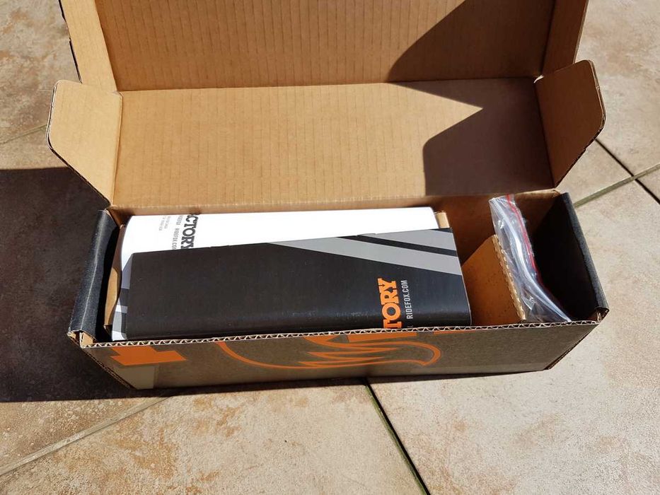 NOWY tłumik FOX Factory FLOAT X2 Trunnion, 2-pos, KASHIMA, 205x65mm