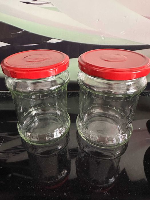 Używane słoiki  500 ml   z szerokimi nakrętkami