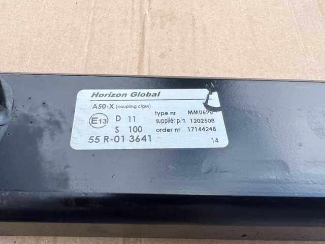 Mitsubishi Outlander hak holowniczy