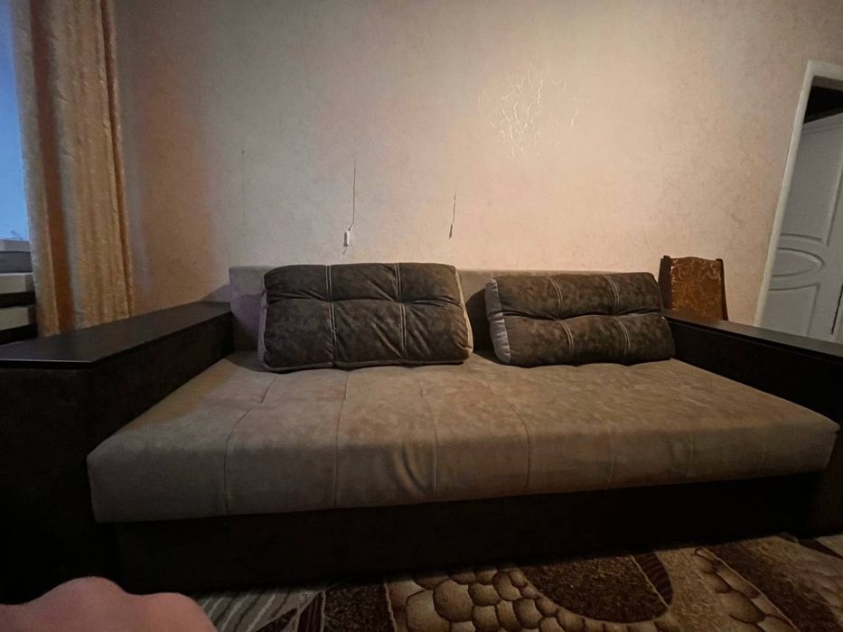 Продам диван в хорошому стані
