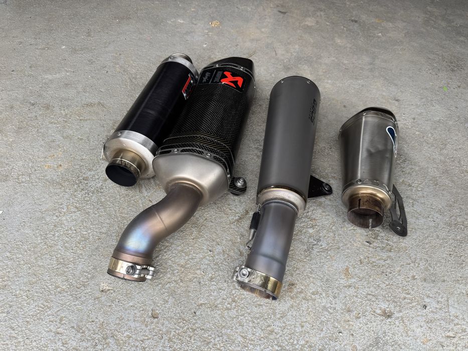 Acrapovich вихлоп , прямоток , банка