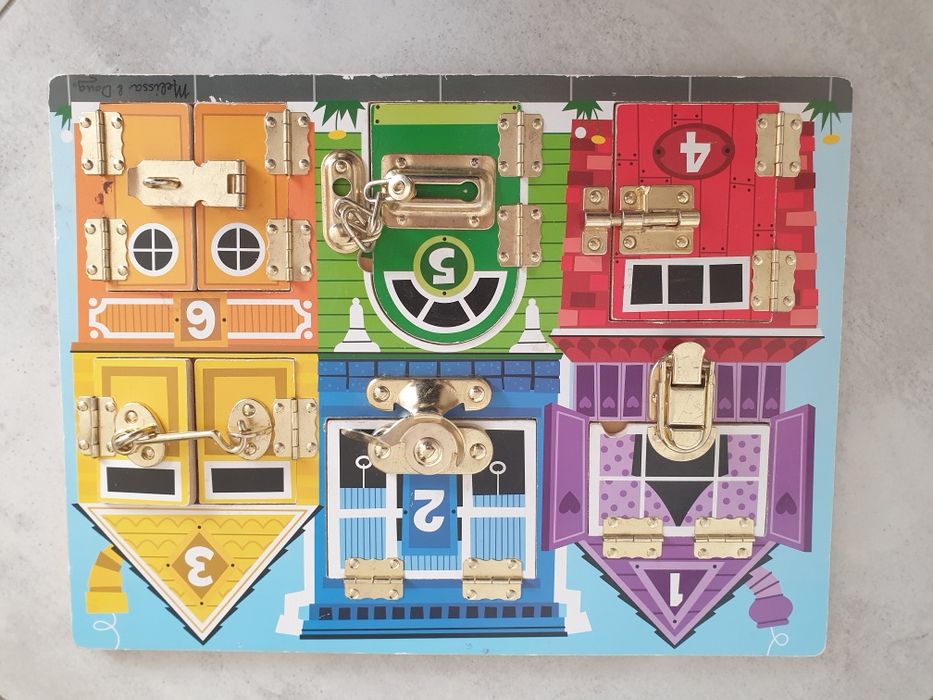 Melissa & Doug, zamki, tablica manipulacyjna