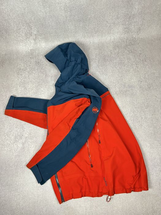 Чоловіча технологічна куртка Mammut Gore-Tex