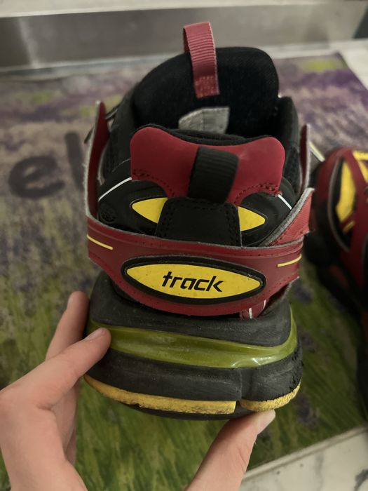 Balenciaga track 1 LEGIT