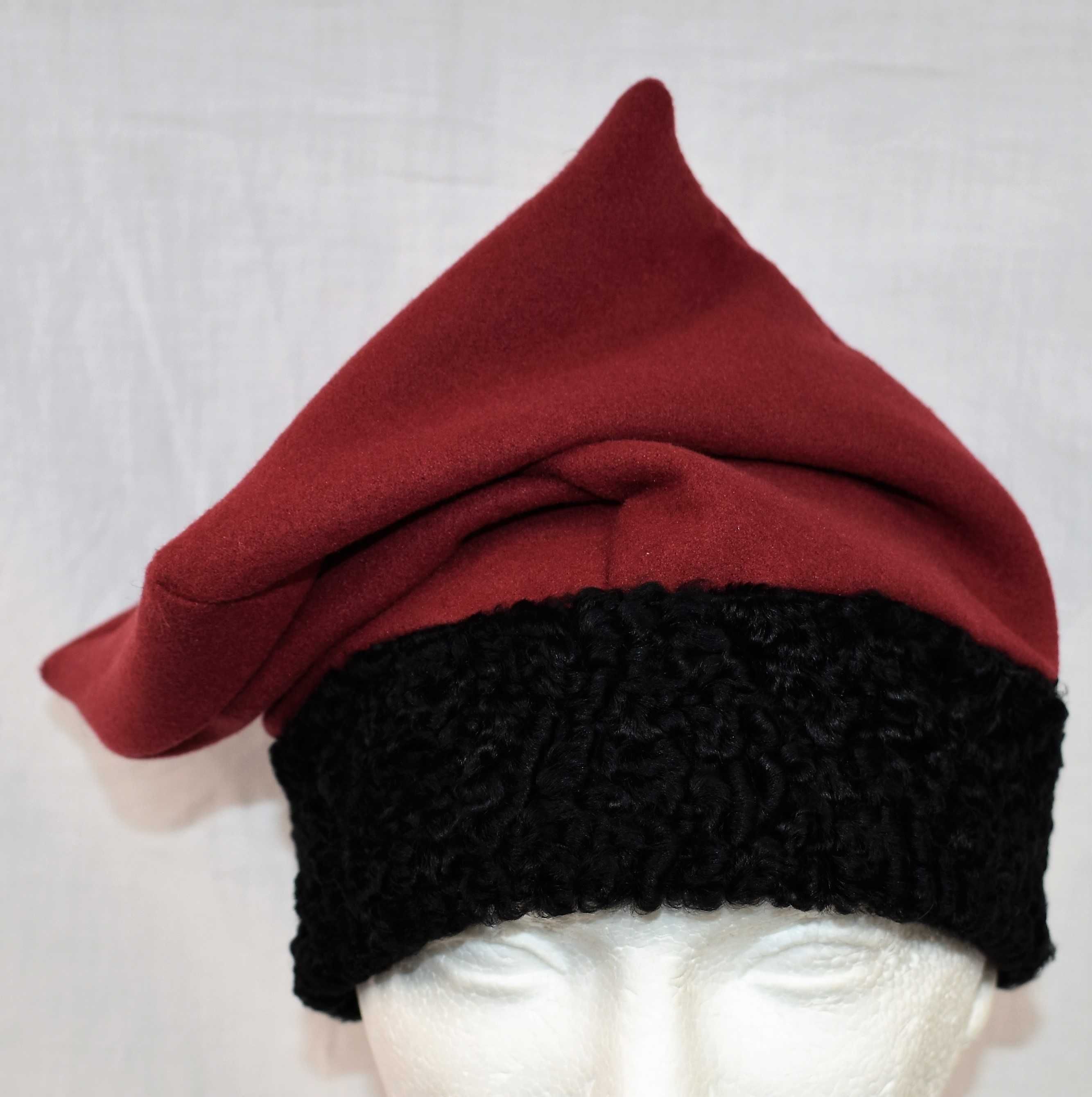 Konfederatka bordo rogatywka 53 cm