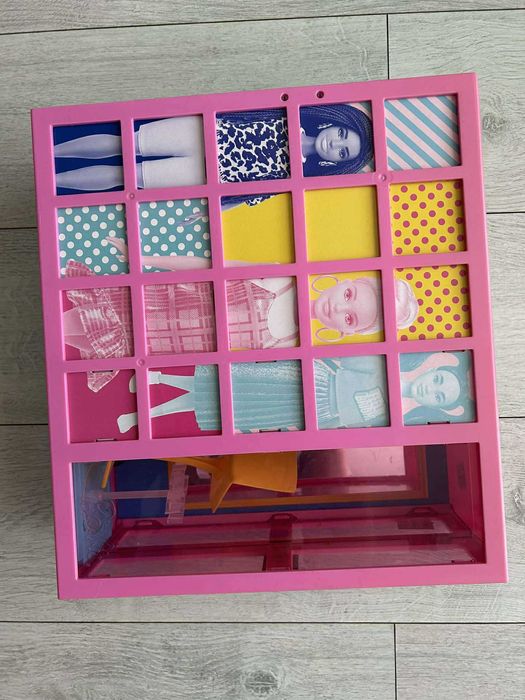 Barbie sklep z ubraniami szafa lalka ubranka akcesoria duży zestaw