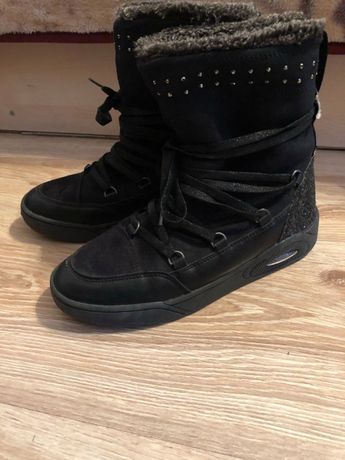 Новые женские зимние замшевые черные сапоги ботинки 39 р