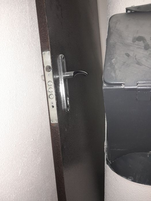 Двері вхідні металеві (БЕЗ КОРОБКИ).