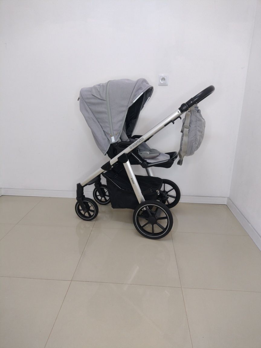 Wysyłka/odbiór wózek 3w1 Baby Design Bueno+Britax Romer 3 I Size
