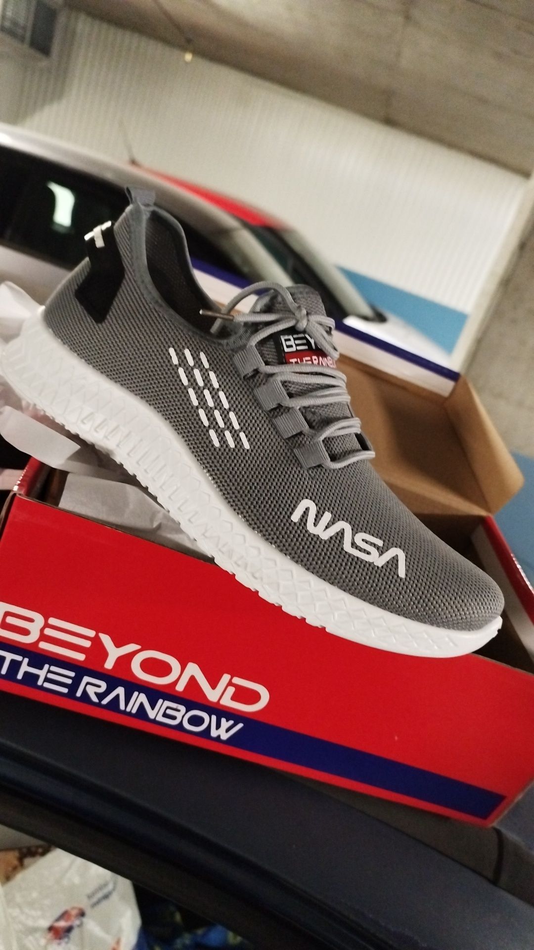 Ténis Beyond the Rainbow NOVOS T43
