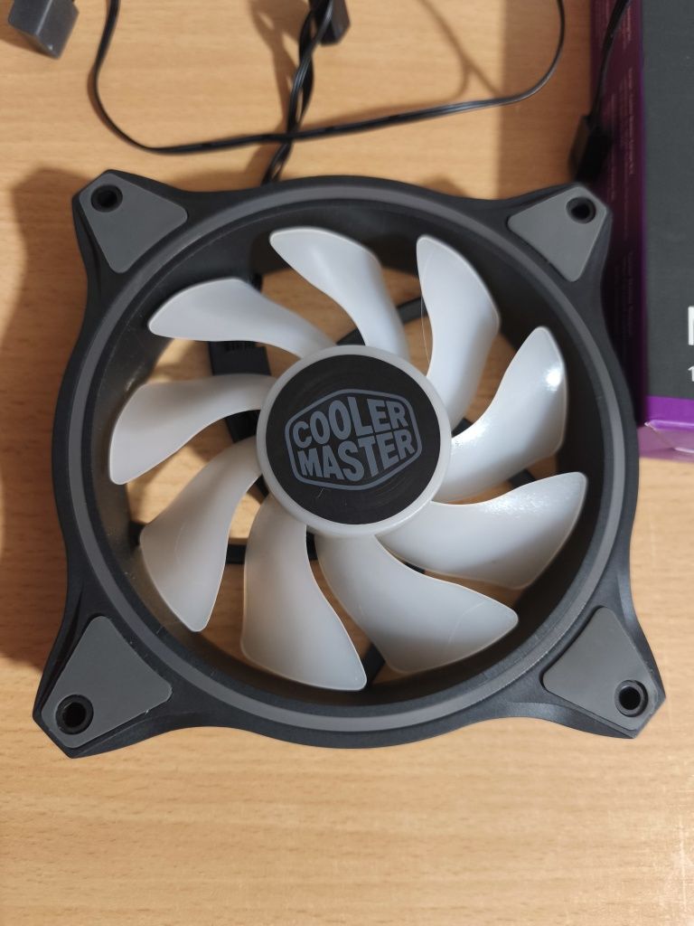 MasterFan MF120 Halo