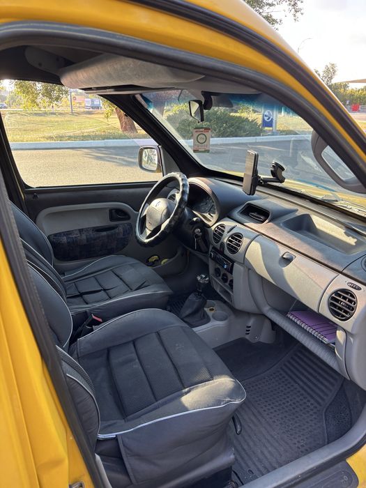 Renault kangoo..