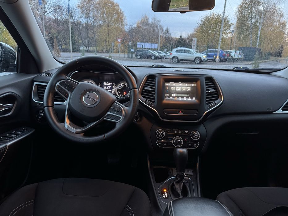 Продам Jeep Cherokee KL