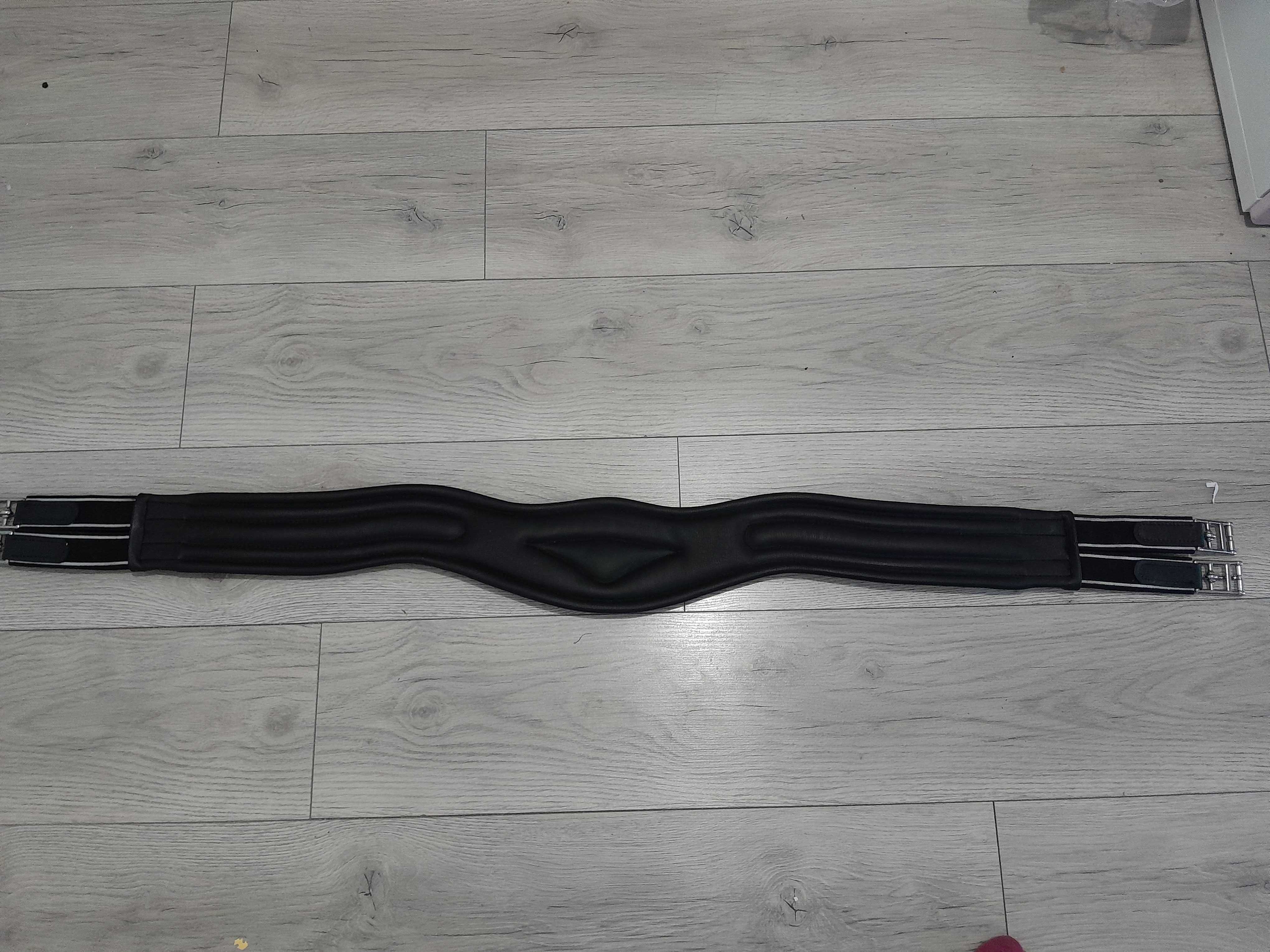 Popręg Star 130 cm, w bardzo dobrym stanie