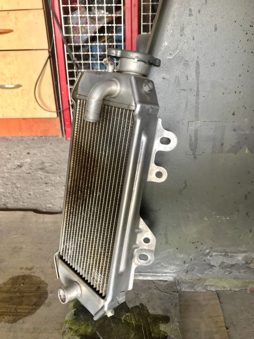Prawa Chłodnica kawasaki kxf 250