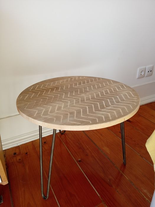 Mesa de apoio pequena