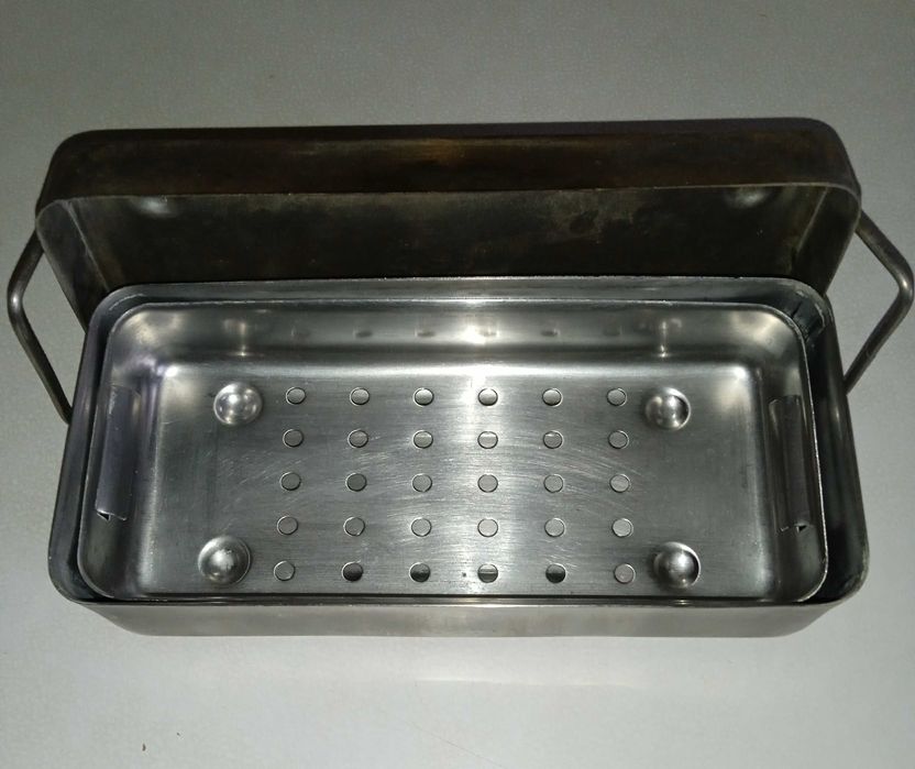 Дистилятор з шприцами, голками, багаторазового використання