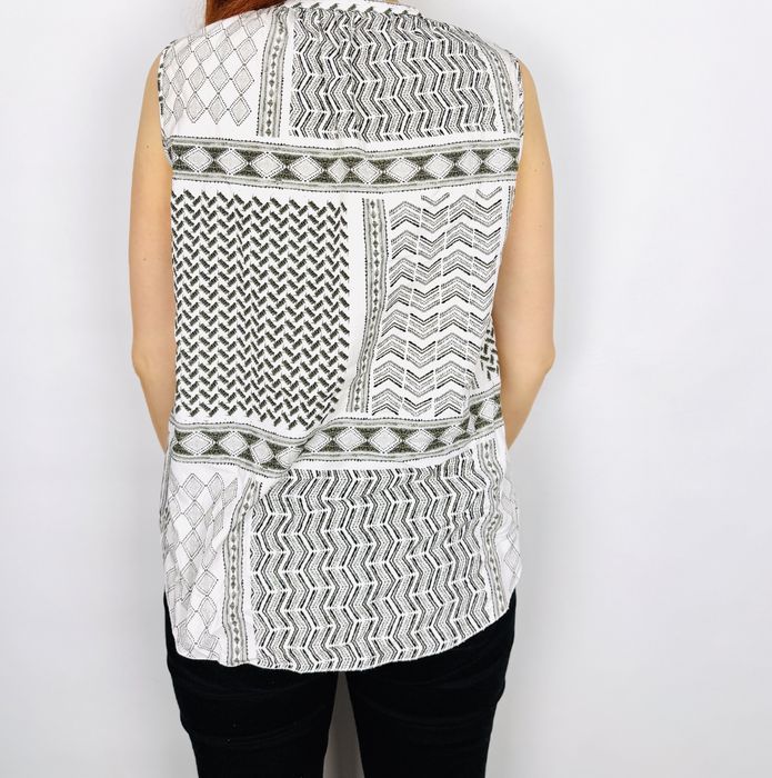Bluzka boho bez rękawów w geometryczne wzory XS 34 Bik Bok