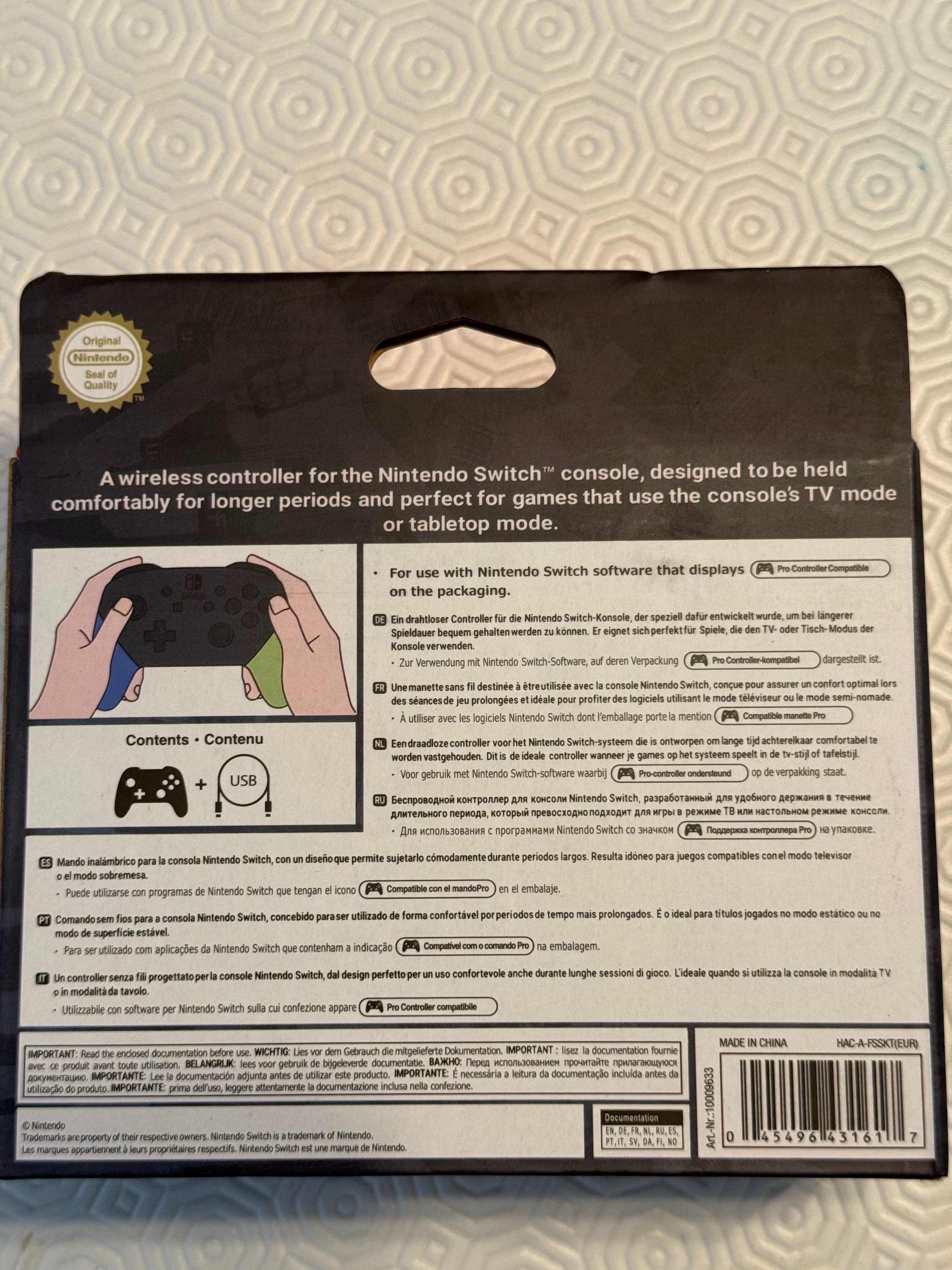 Nintendo Switch Pro Controller - Splatoon 3 Limited Edition