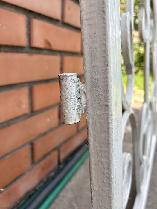Продам залізні двері