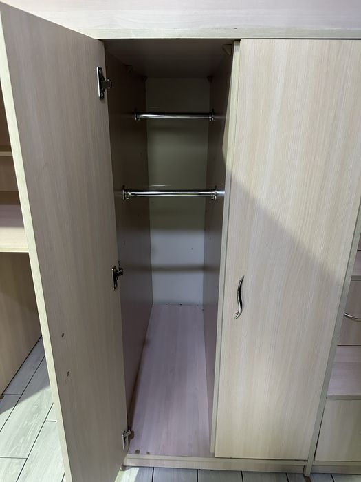 ТЕРМІНОВО!!!Ліжко-горище 6-в-1:ліжко,стіл,шафа,шухляди,полиці + матрас