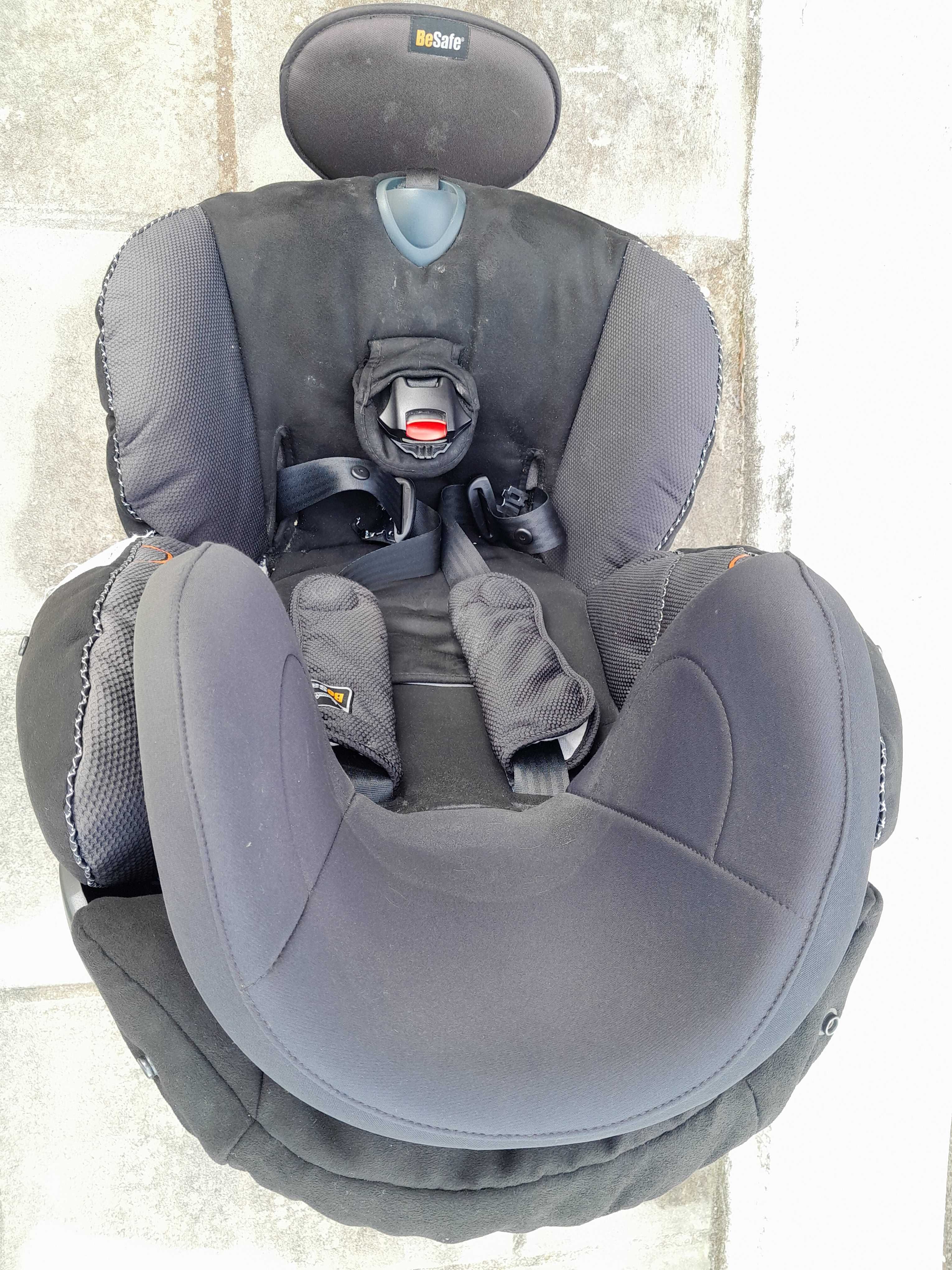 Cadeira Auto -  Bebé -   grupo 0+ 1 - até  18 kg