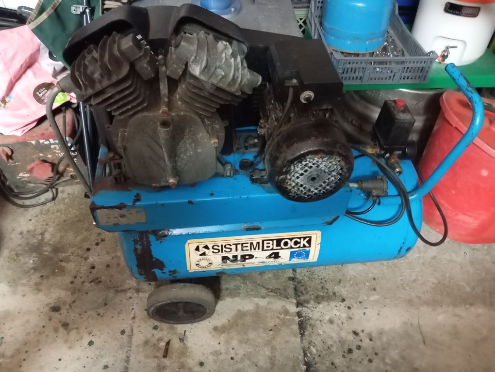 Compressor de 50l correia e dupla cabeça