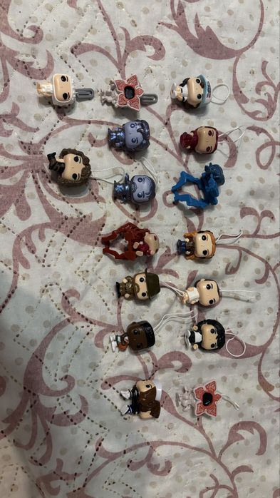 обмін/продаж kinder joy stranger things