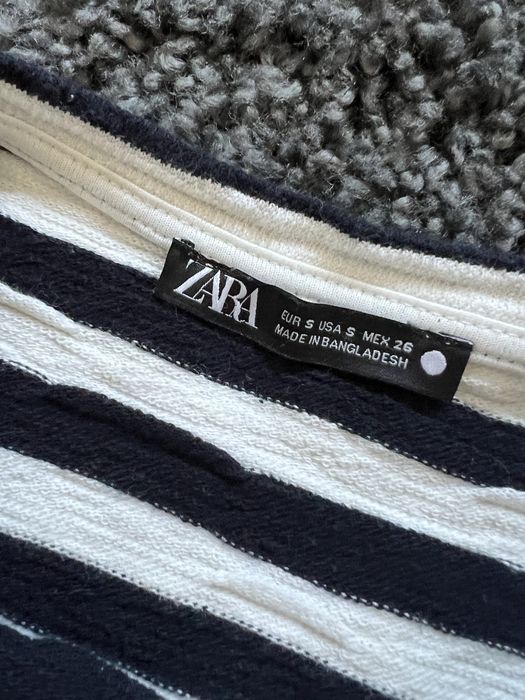 Светр чорний в полоску смужку лонгслів тільник zara 36 оригінал