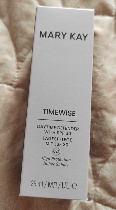 Codzienny Strażnik Młodości SPF 30 TimeWise Mary kay