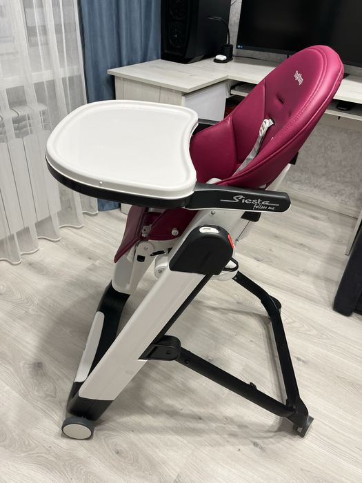 Стільчик для годування Peg Perego follow me