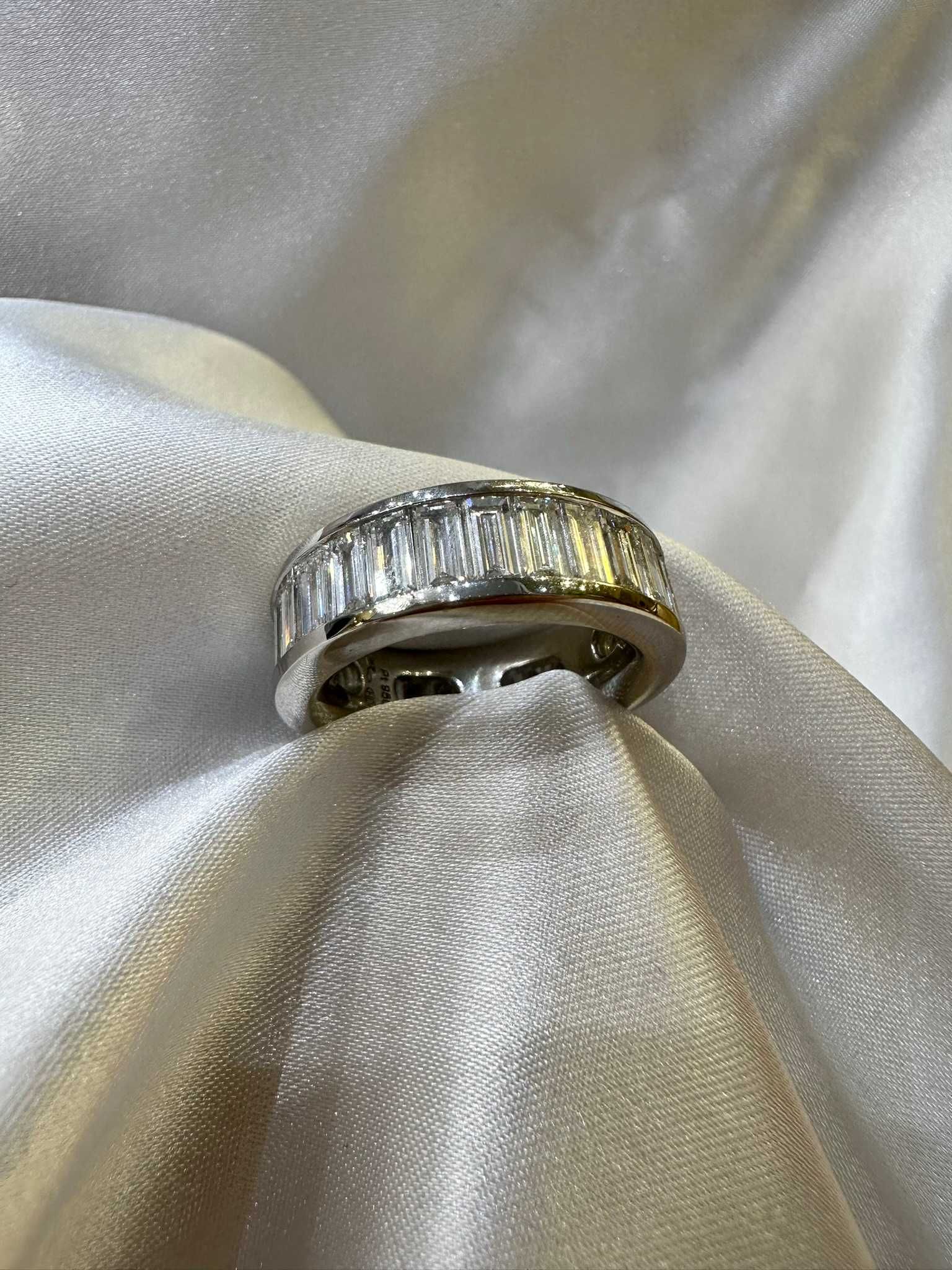 Obrączka z diamentami naturalnymi 6.40 CT