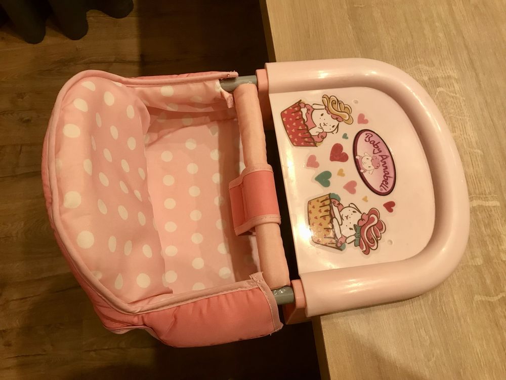 Lalka zapf baby anabelle z fotelikiem do karmienia i łóżeczkiem