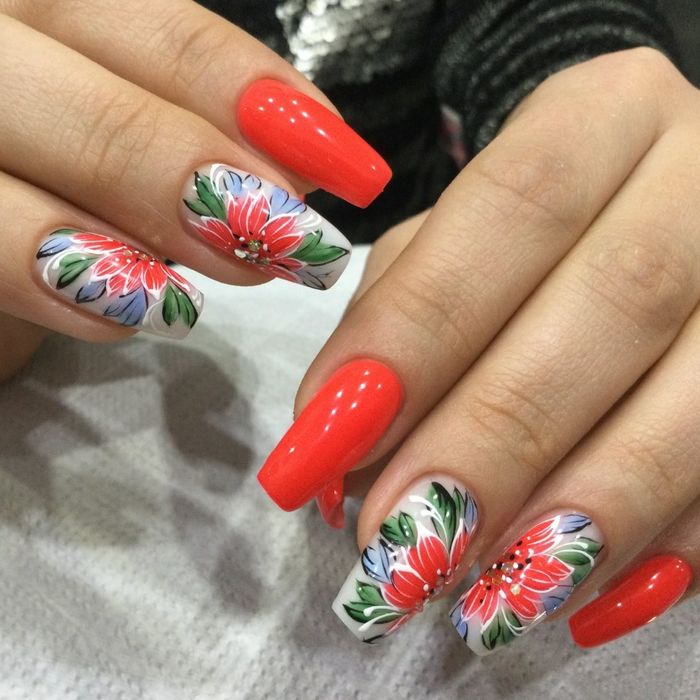 Маникюр на Киргизской.