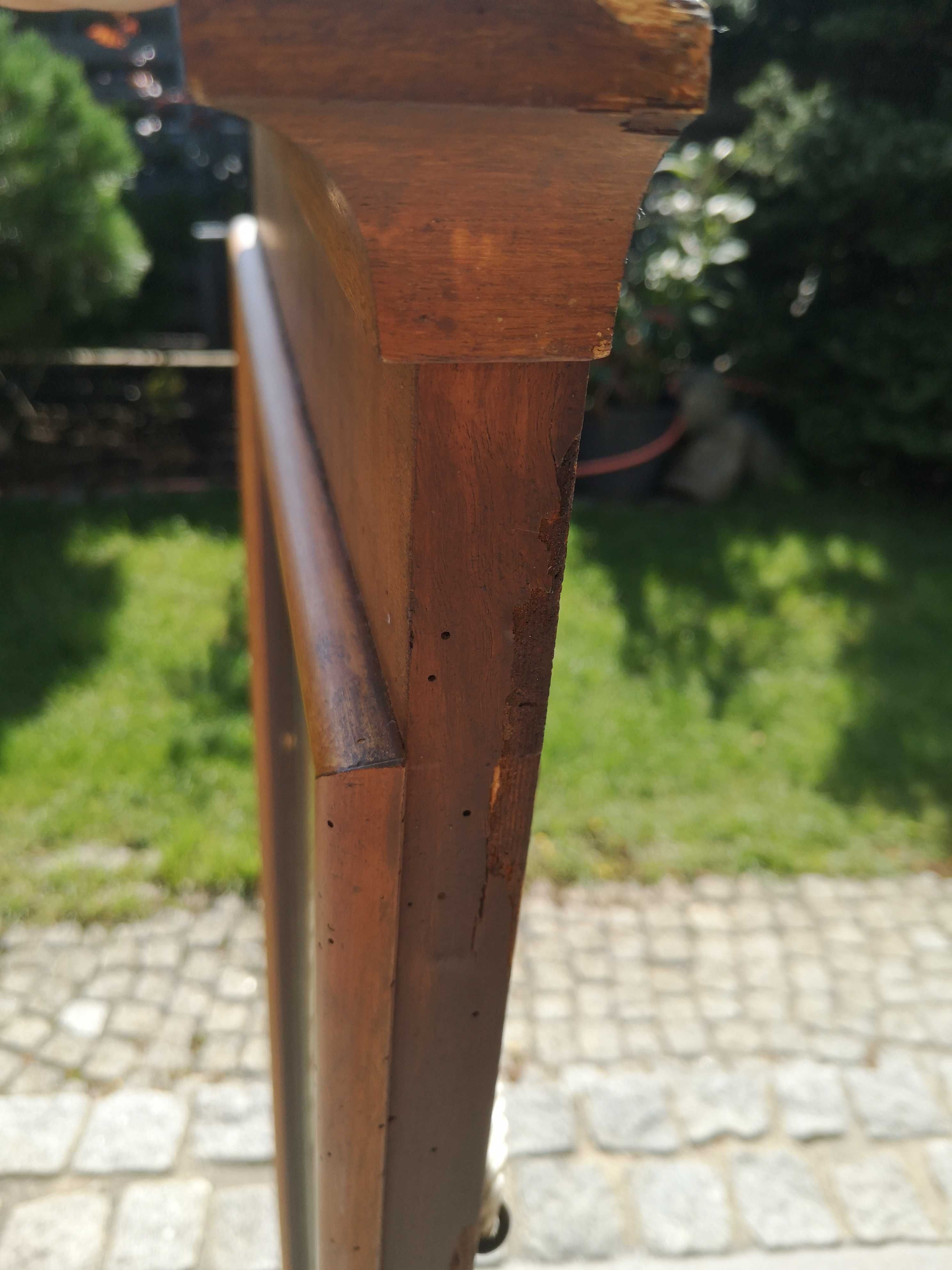 Stare lustro lekko spatynowane w drewnianej ramie 115cmx51cm