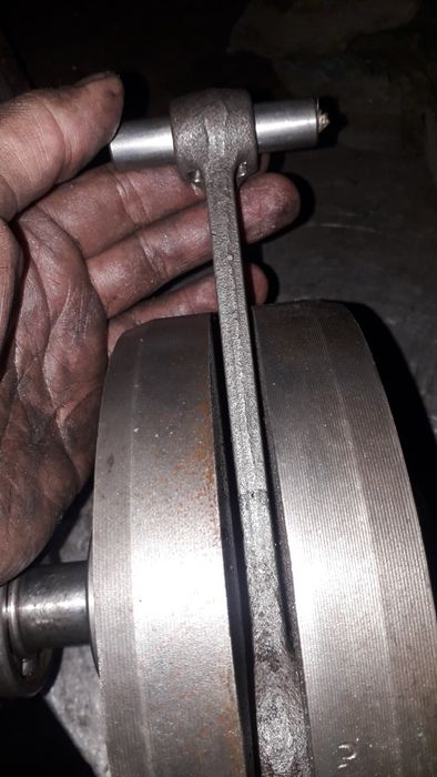 Колінчастий вал іж П5