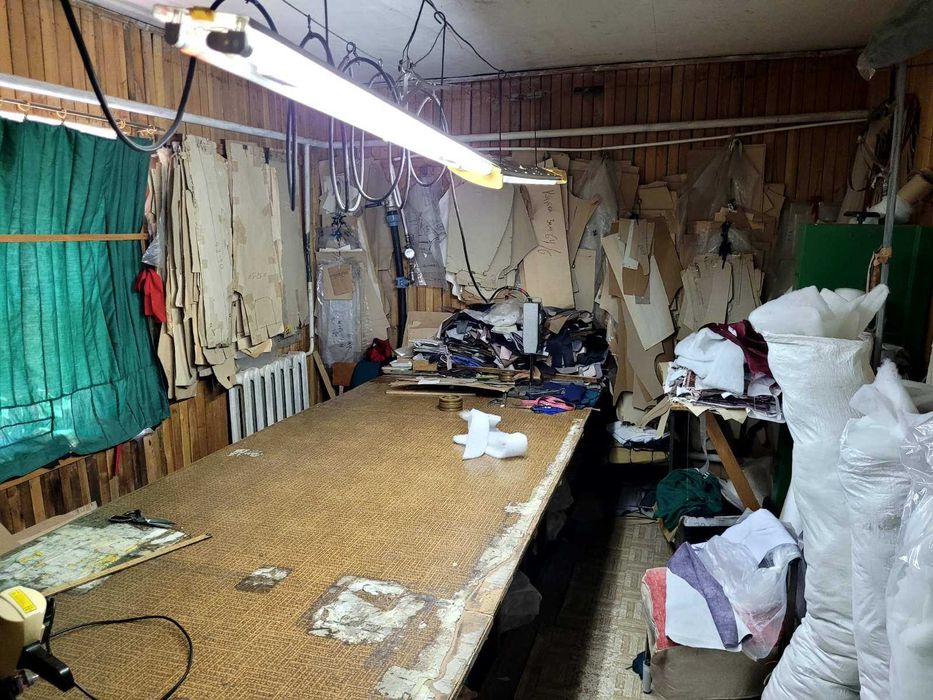 Оренда / Продаж швейного / столярного цеху: приміщення або обладнання!