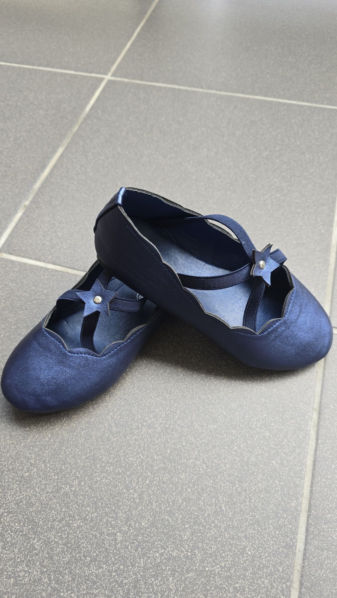 Buty ciapy, pantofle  r29  5-10-15