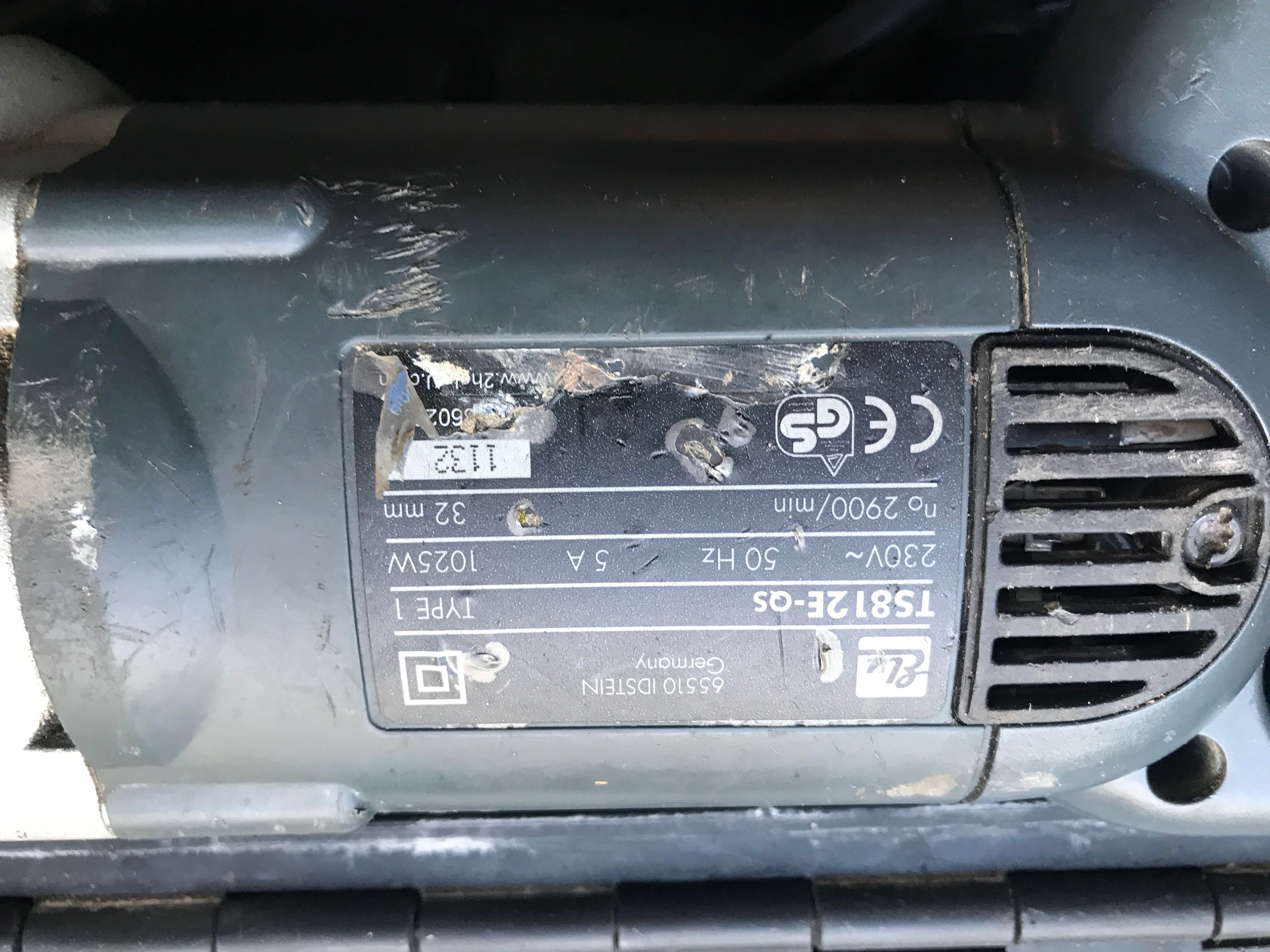 Piła szablasta Elu DeWolt 1025W