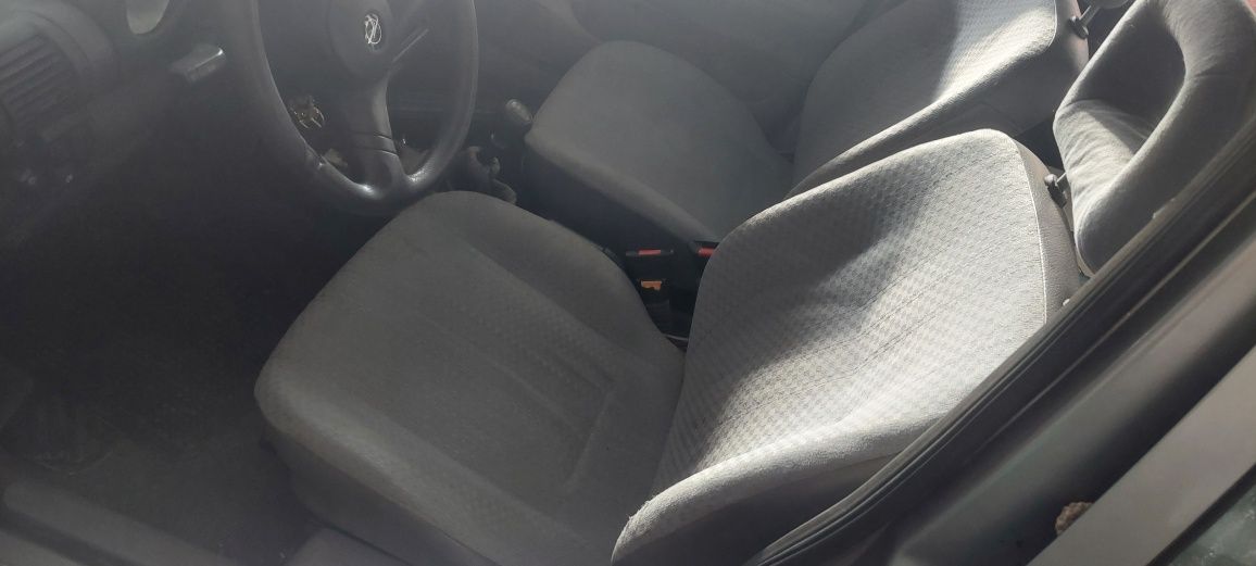 Corsa b 1.2 peças