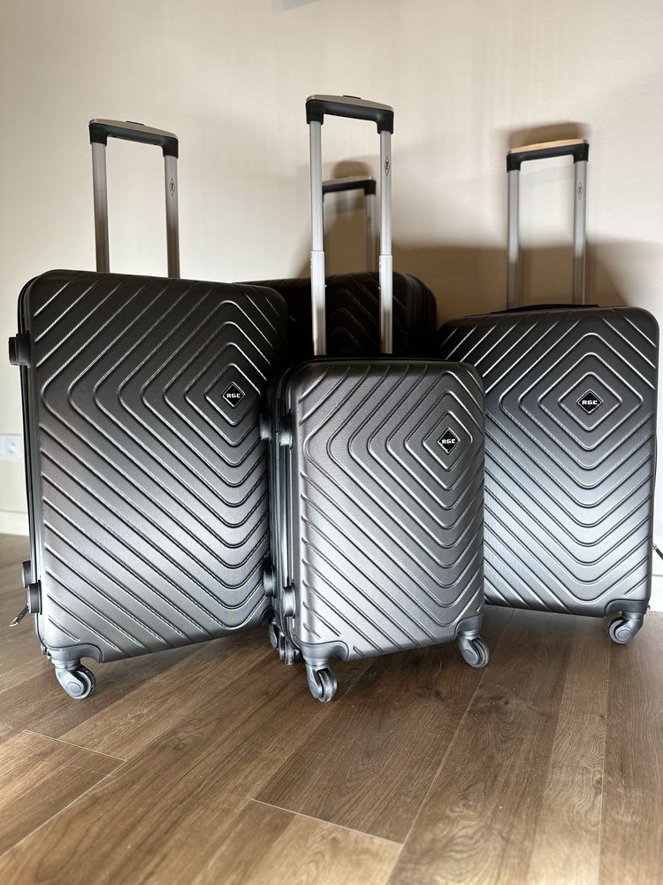 Nowa walizka M/ bagaz podreczny/ walizki kabinowe